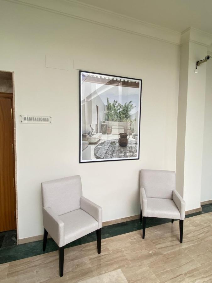 Hotel Santa Ana Ла-Карлота Экстерьер фото